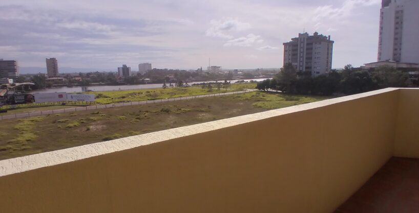 Apartamento 2 dormitórios a venda na Praia Grande em Torres RS